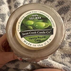 Swan Creek Candle. Vanilla Pound Cake